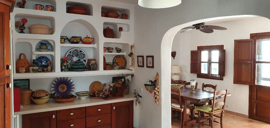 5 soveværelse Finca/Landehus til salg i Agua Amarga med garage - € 950.000 (Ref: 6566589)