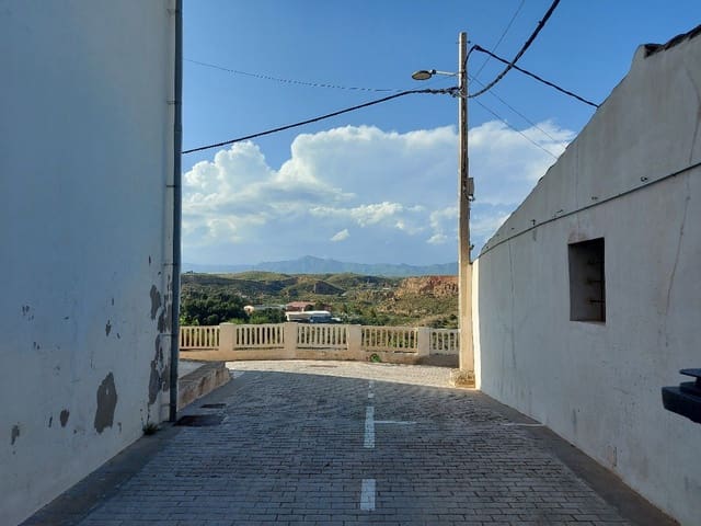 Dom na sprzedaż w Sorbas - 20 000 € (Ref: 6797741)