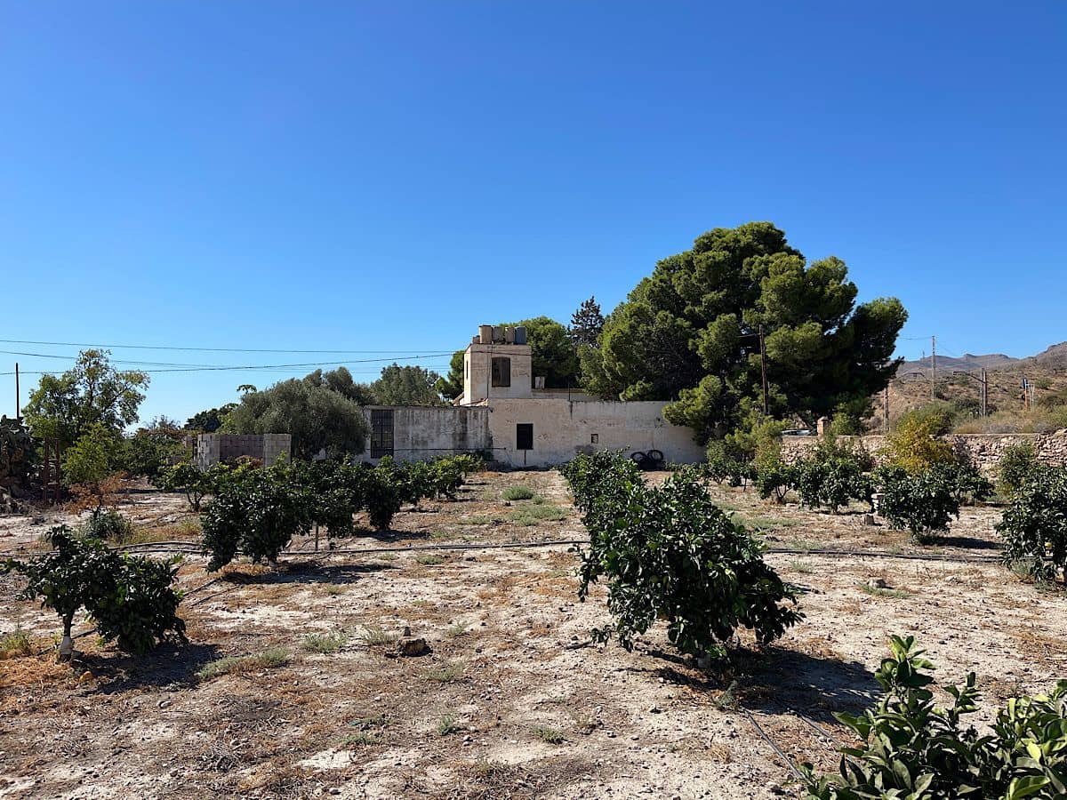 4 soveværelse Finca/Landehus til salg i Benahadux med garage - € 292.000 (Ref: 7190412)