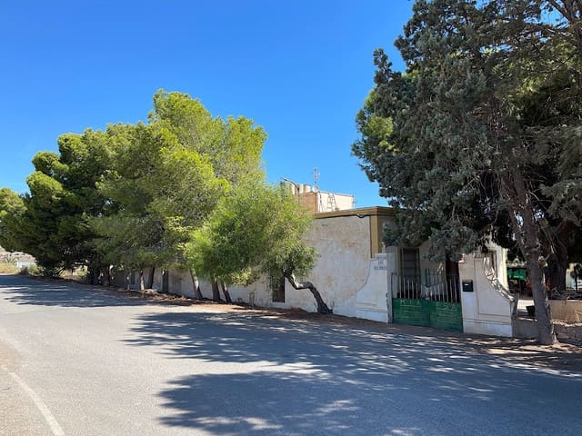 4 soverom Finca/Herregård til salgs i Benahadux med garasje - € 292 000 (Ref: 7190412)