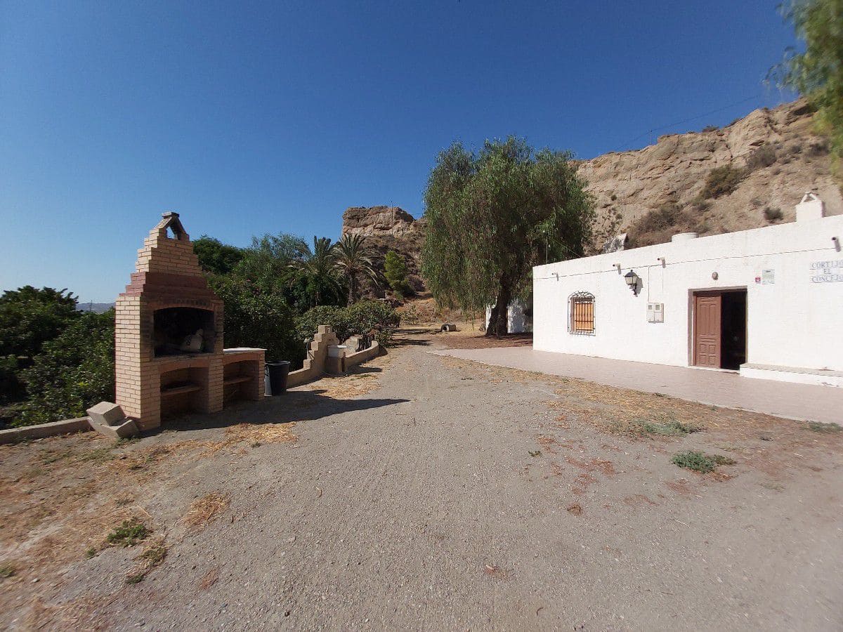 6 bedroom Finca/Country House for sale in Gador with garage - € 400,000 (Ref: 7239082)