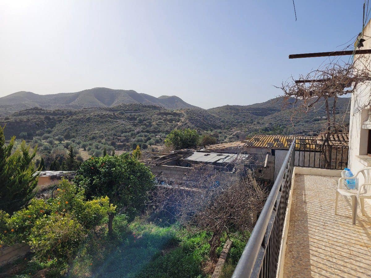 6 bedroom Finca/Country House for sale in Cariatiz with garage - € 168,000 (Ref: 7422710)