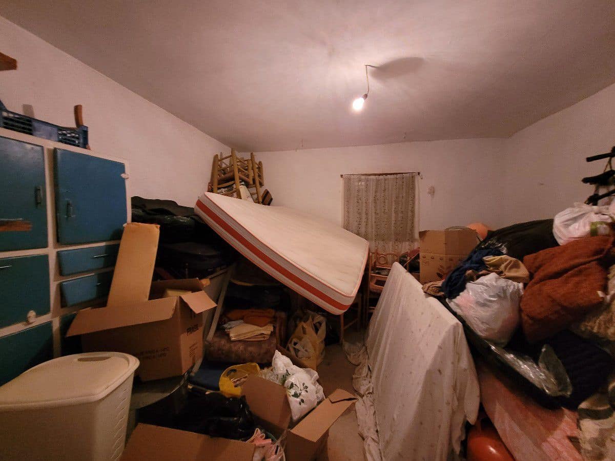 6 bedroom Finca/Country House for sale in Cariatiz with garage - € 168,000 (Ref: 7422710)