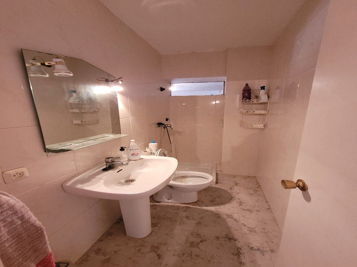 6 bedroom Finca/Country House for sale in Cariatiz with garage - € 168,000 (Ref: 7422710)