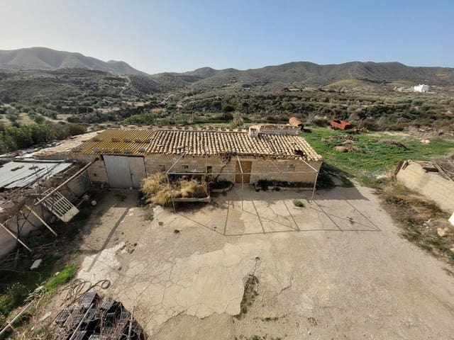 6 slaapkamer Finca/Landhuis te koop in Cariatiz, Sorbas met garage - € 168.000 (Ref: 7422710)