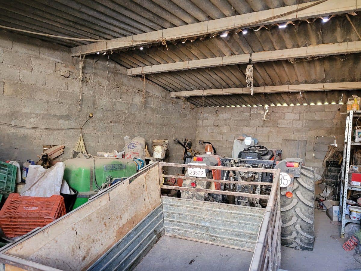 6 bedroom Finca/Country House for sale in Cariatiz with garage - € 168,000 (Ref: 7422710)