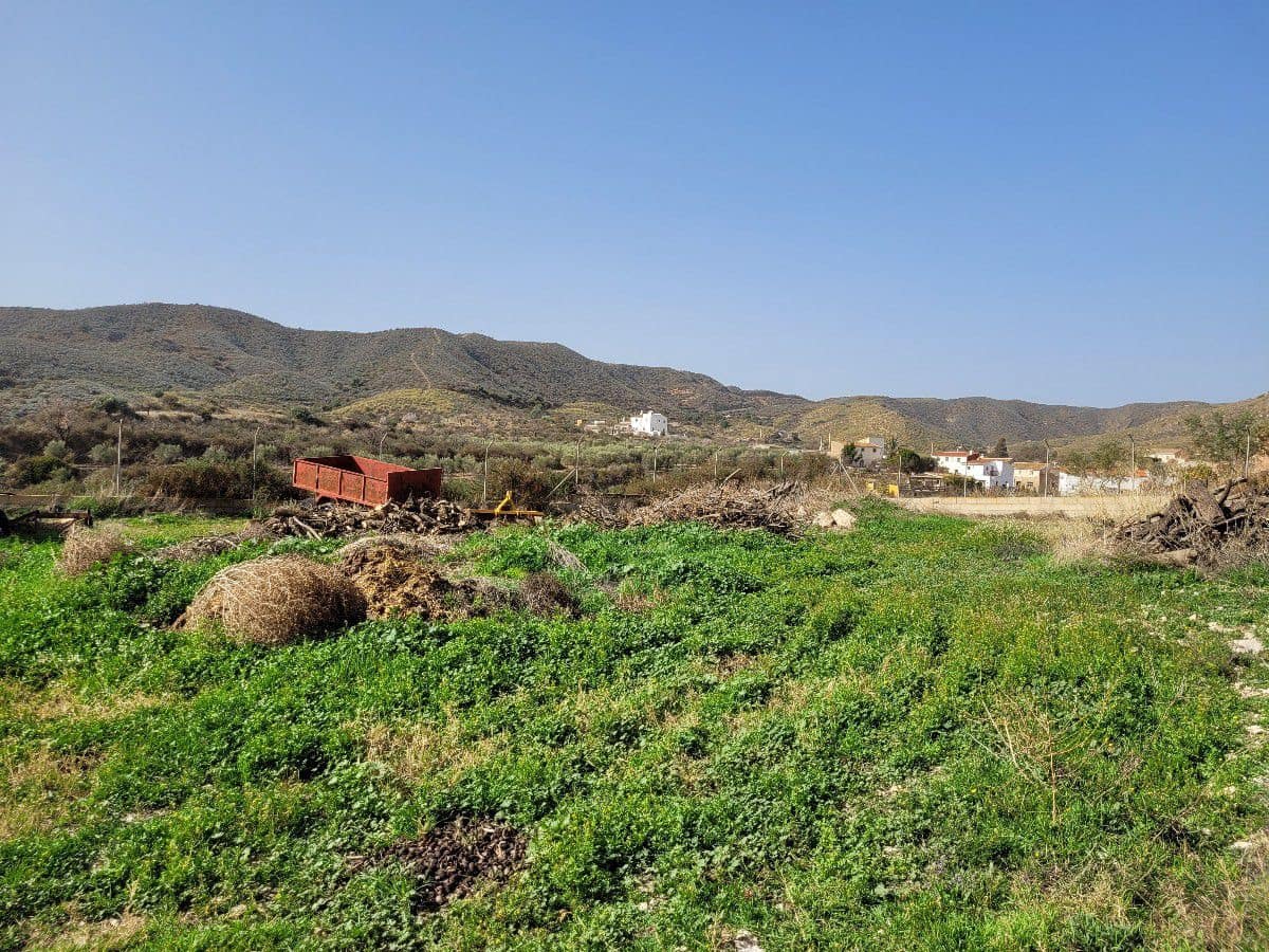 6 bedroom Finca/Country House for sale in Cariatiz with garage - € 168,000 (Ref: 7422710)