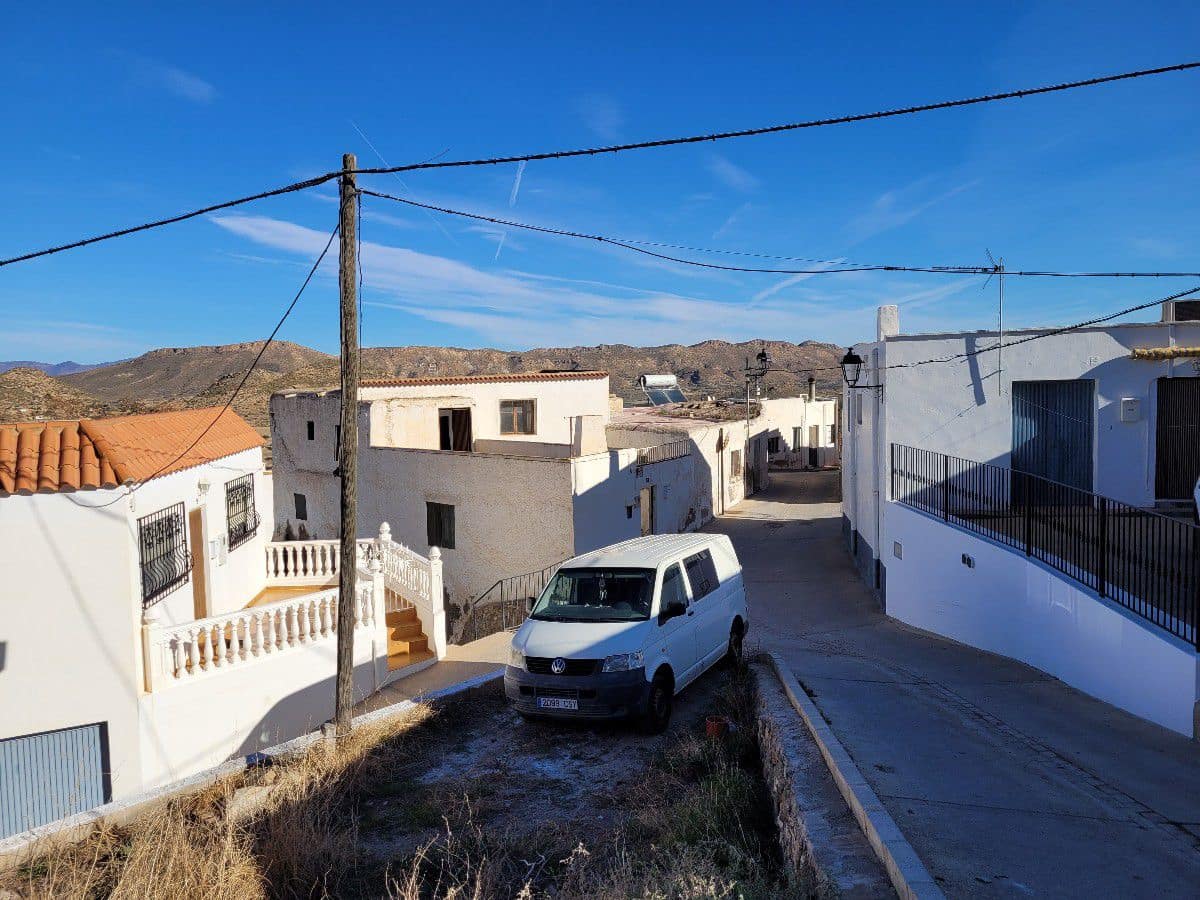 4 sypialnia Dom na sprzedaż w Lucainena de las Torres z garażem - 47 000 € (Ref: 7470518)