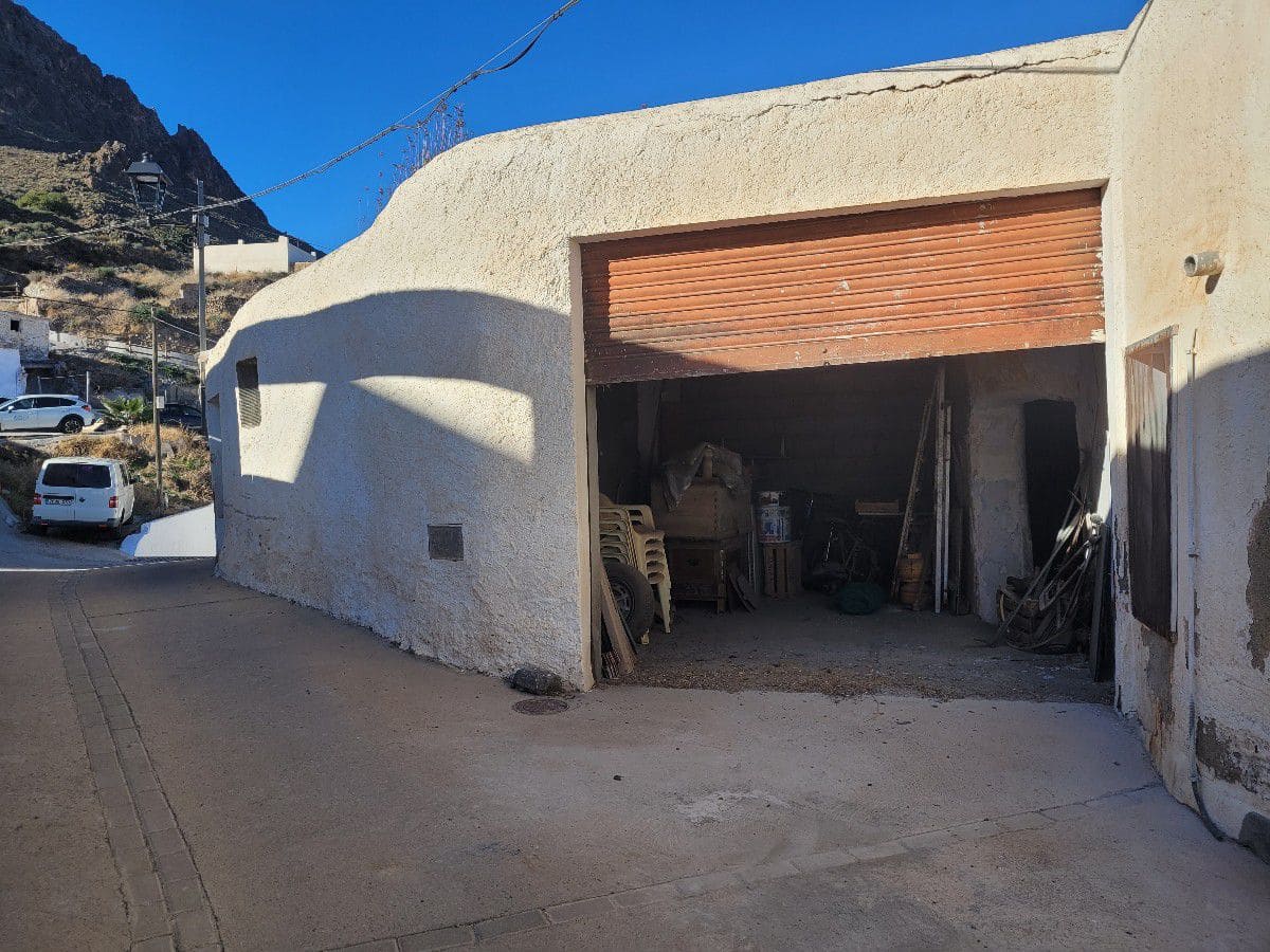 4 sypialnia Dom na sprzedaż w Lucainena de las Torres z garażem - 47 000 € (Ref: 7470518)