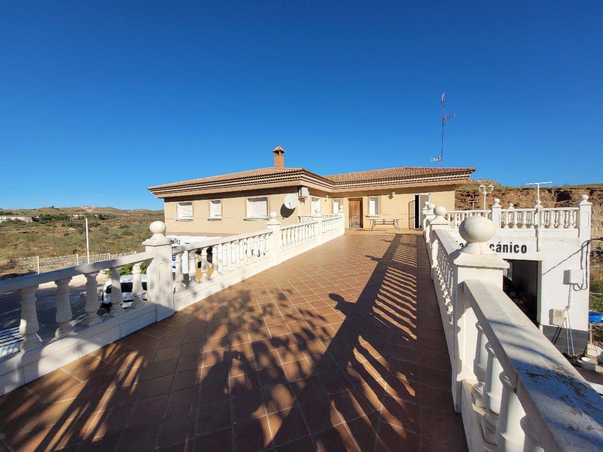 4 soveværelse Virksomhed til salg i Sorbas med garage - € 500.000 (Ref: 7558247)