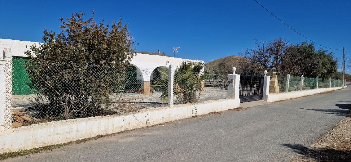 3 soveværelse Finca/Landehus til salg i Tabernas med garage - € 275.000 (Ref: 7729283)