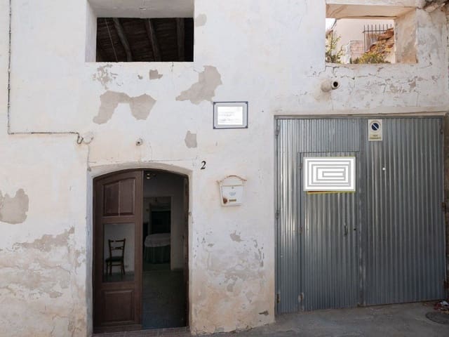 4 soveværelse Byhus til salg i Uleila del Campo med garage - € 89.000 (Ref: 7729893)