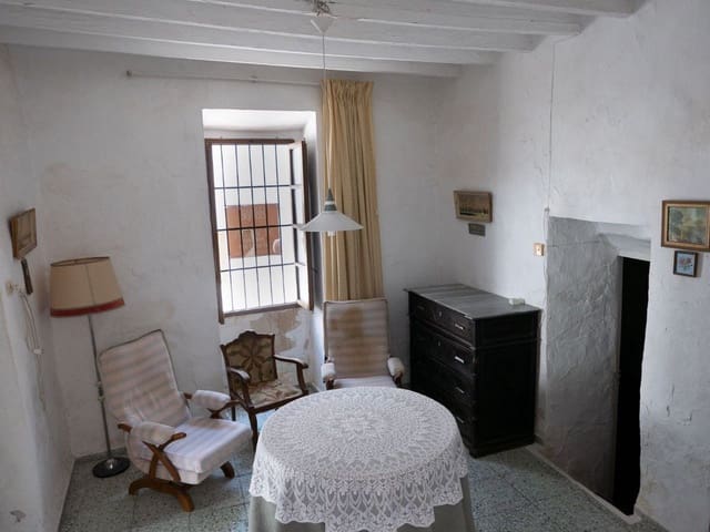 4 soveværelse Byhus til salg i Uleila del Campo med garage - € 89.000 (Ref: 7729893)