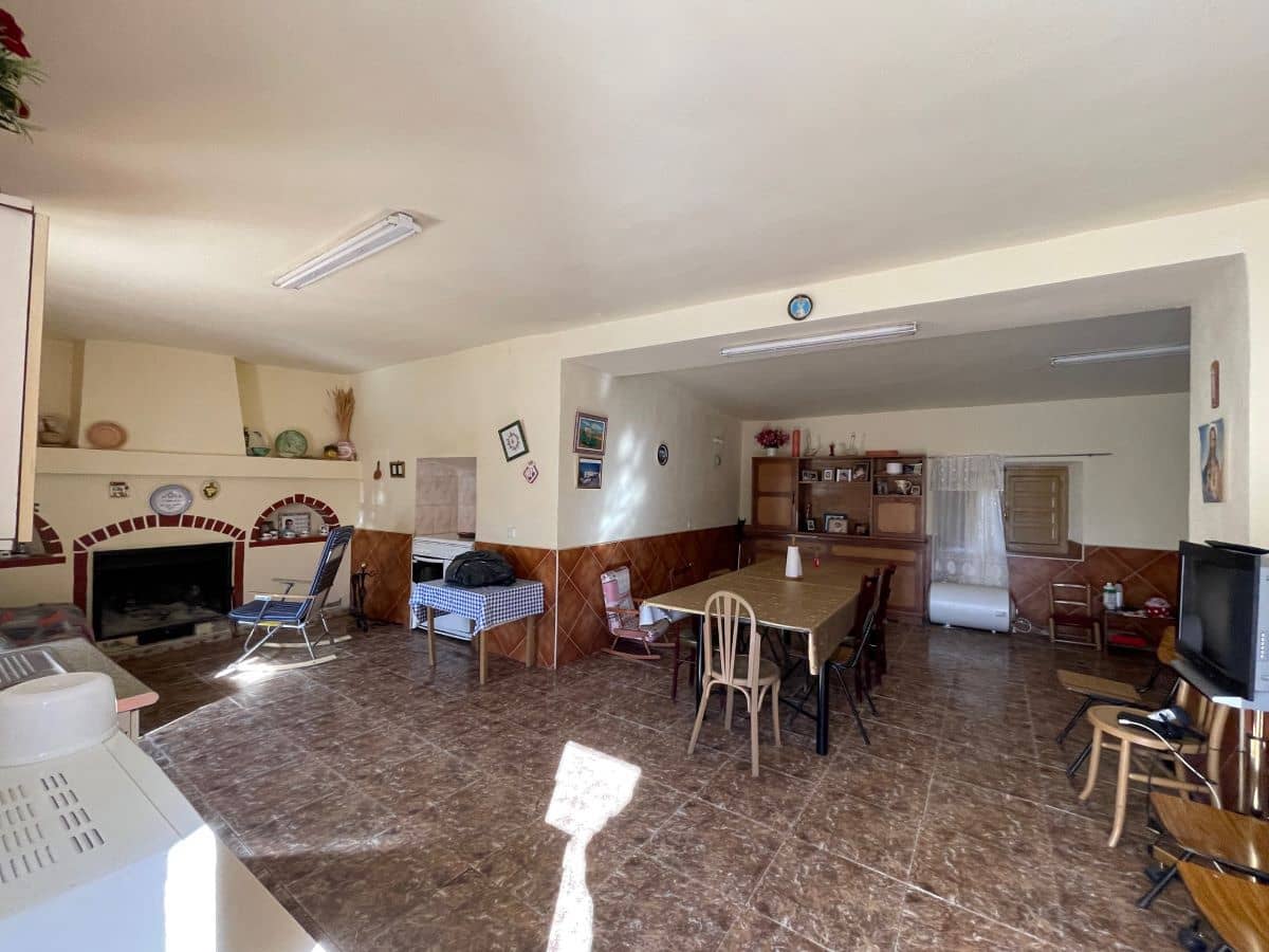 6 soverom Finca/Herregård til salgs i Senes med garasje - € 170 000 (Ref: 8076851)