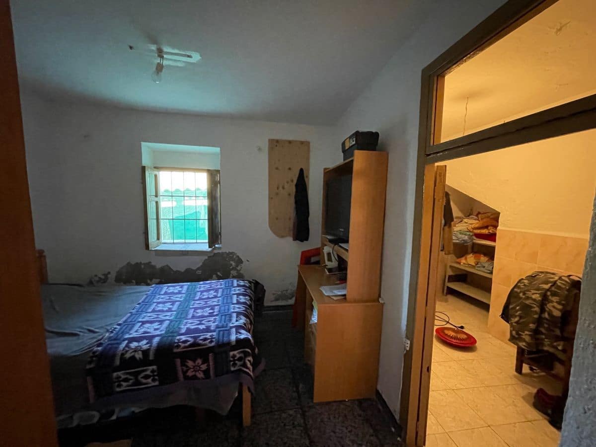 6 soverom Finca/Herregård til salgs i Senes med garasje - € 170 000 (Ref: 8076851)