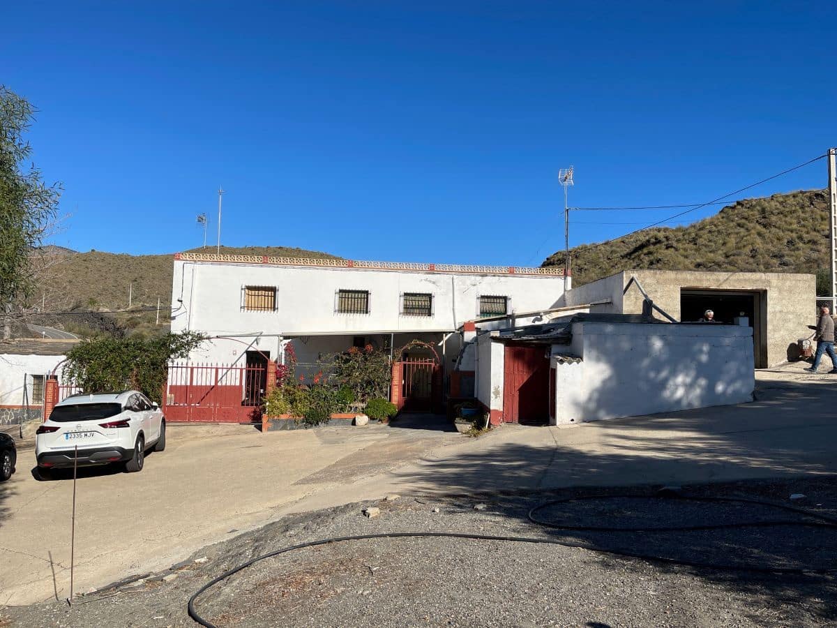 6 soverom Finca/Herregård til salgs i Senes med garasje - € 170 000 (Ref: 8076851)