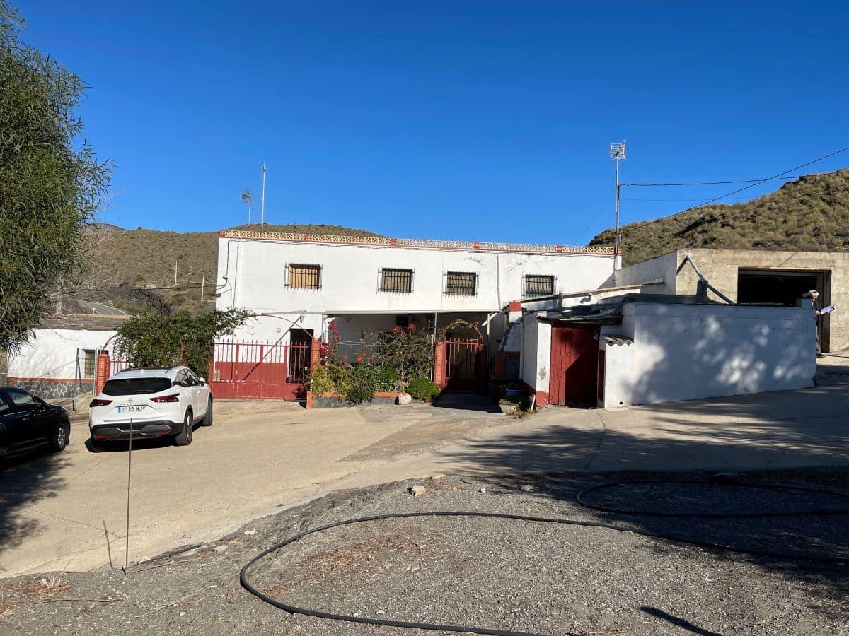 6 soverom Finca/Herregård til salgs i Senes med garasje - € 170 000 (Ref: 8076851)