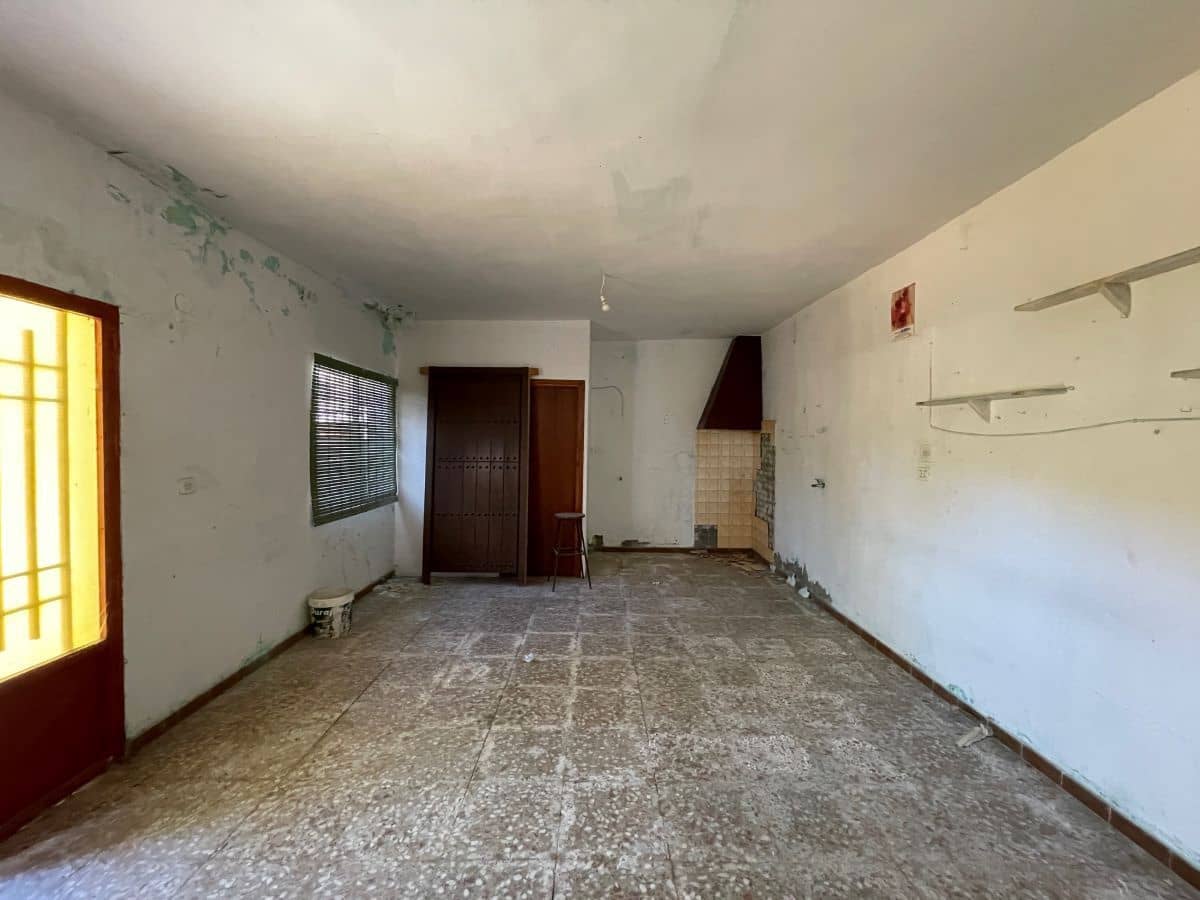 6 soverom Finca/Herregård til salgs i Senes med garasje - € 170 000 (Ref: 8076851)