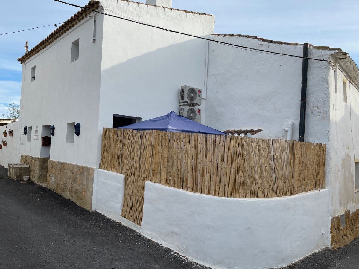 2 soveværelse Byhus til salg i Cariatiz - € 70.000 (Ref: 8292315)