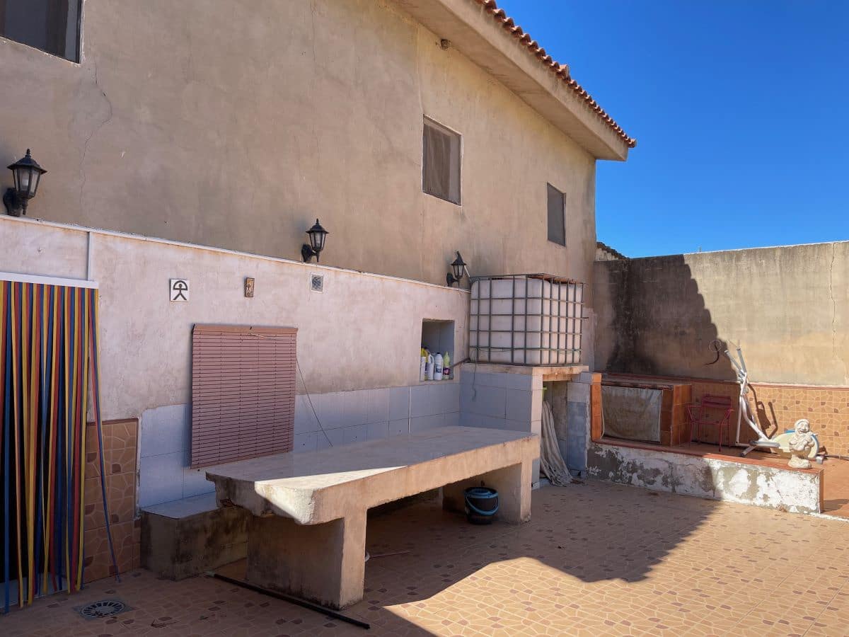 7 soveværelse Byhus til salg i Cariatiz - € 106.000 (Ref: 8435054)