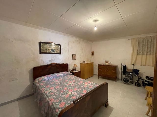 7 soverom Hus til salgs i Cariatiz, Sorbas - € 80 000 (Ref: 8510040)