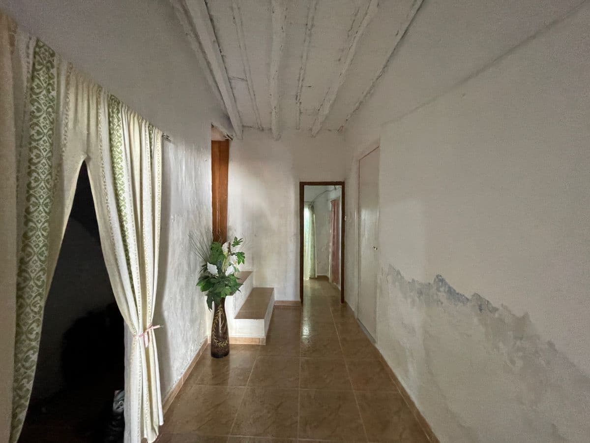 7 soverom Hus til salgs i Cariatiz - € 80 000 (Ref: 8510040)