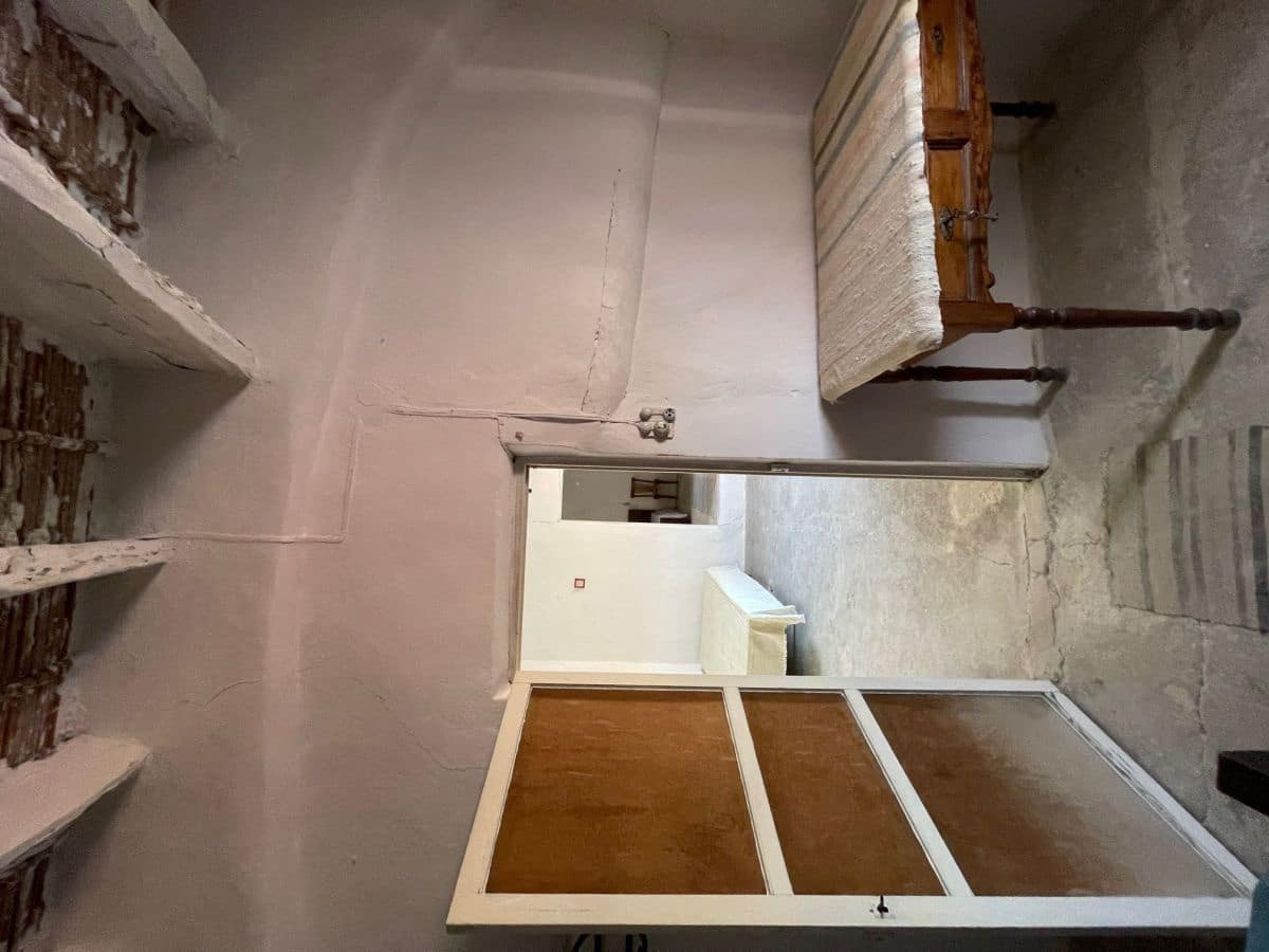 7 soverom Hus til salgs i Cariatiz - € 80 000 (Ref: 8510040)