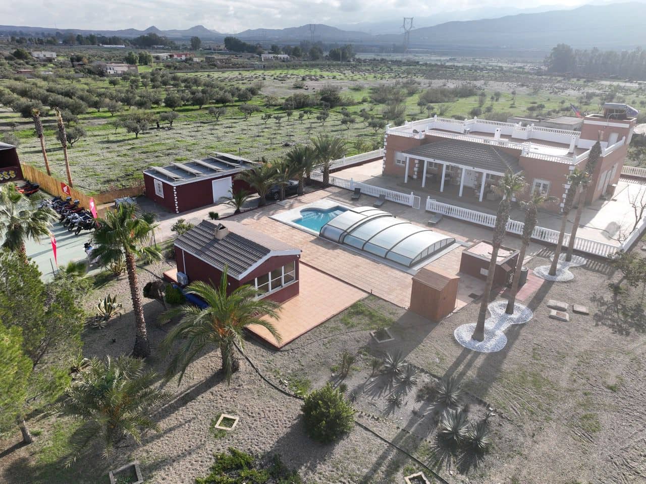9 soveværelse Finca/Landehus til salg i Tabernas med garage - € 479.000 (Ref: 8770253)
