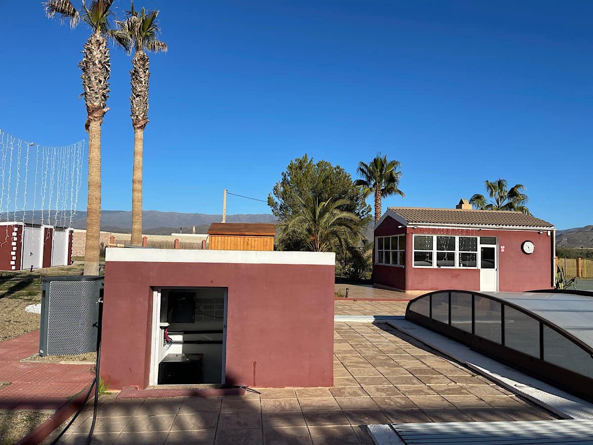 9 soveværelse Finca/Landehus til salg i Tabernas med garage - € 479.000 (Ref: 8770253)