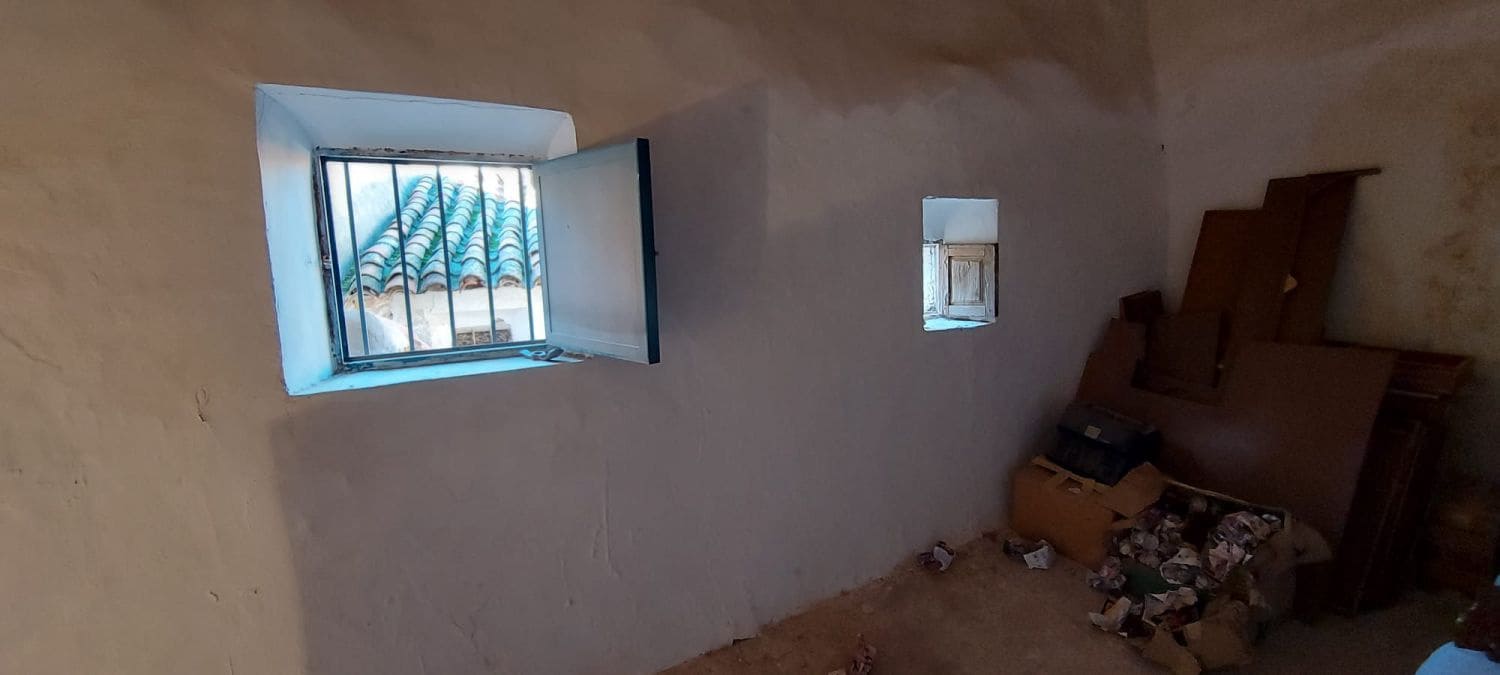 4 soveværelse Byhus til salg i Uleila del Campo - € 55.000 (Ref: 8814345)