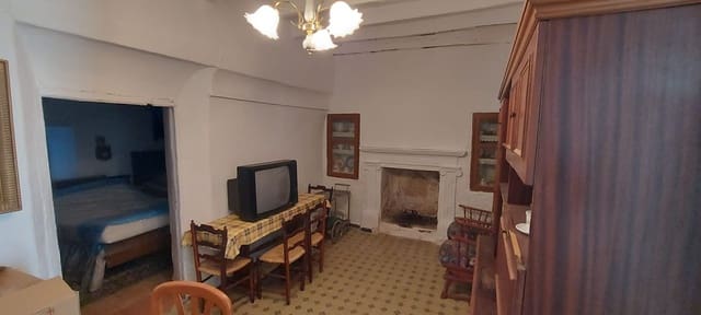 4 soveværelse Byhus til salg i Uleila del Campo - € 55.000 (Ref: 8814345)