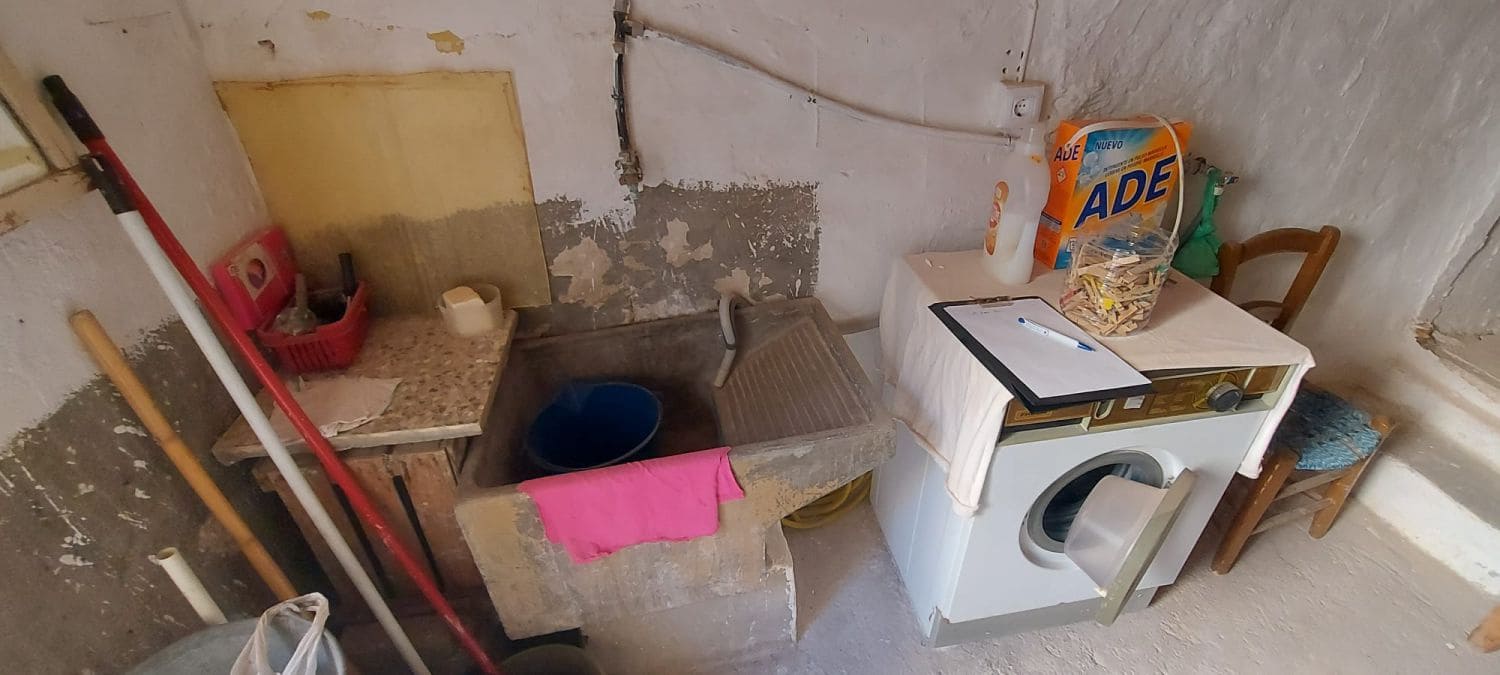 4 soveværelse Byhus til salg i Uleila del Campo - € 55.000 (Ref: 8814345)