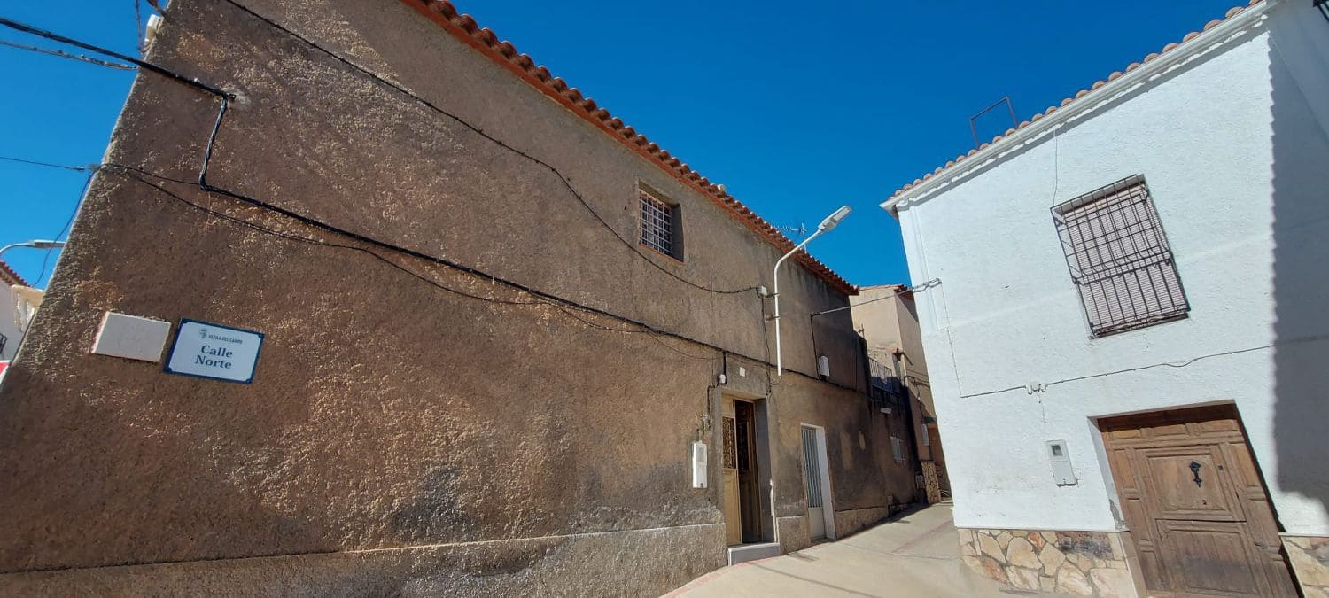 4 soveværelse Byhus til salg i Uleila del Campo - € 55.000 (Ref: 8814345)