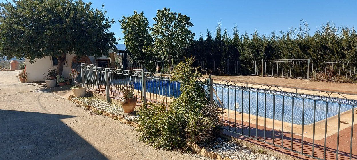 4 soveværelse Finca/Landehus til salg i Sorbas med garage - € 595.000 (Ref: 8860303)