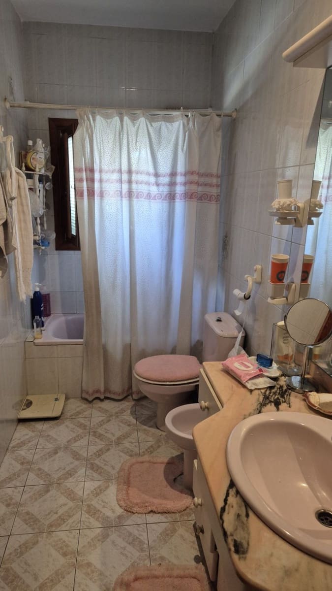 4 bedroom Finca/Country House for sale in Los Gallardos with garage - € 185,000 (Ref: 8906519)