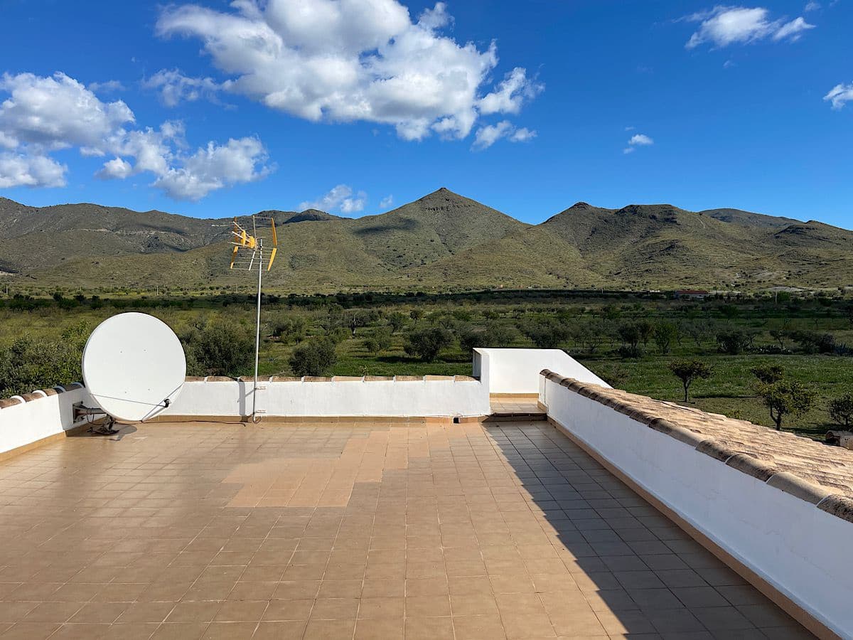 4 soveværelse Finca/Landehus til salg i Uleila del Campo med garage - € 395.000 (Ref: 8941185)