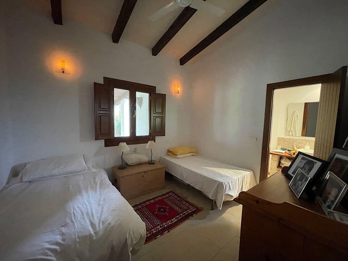 4 soveværelse Finca/Landehus til salg i Uleila del Campo med garage - € 395.000 (Ref: 8941185)