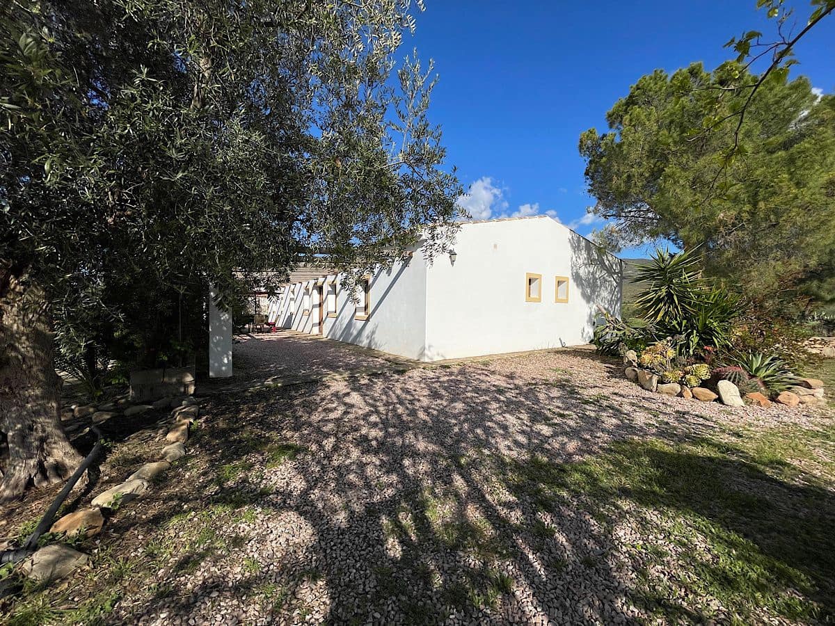4 soveværelse Finca/Landehus til salg i Uleila del Campo med garage - € 395.000 (Ref: 8941185)