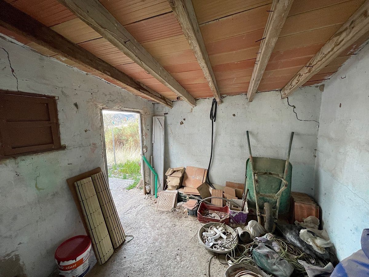 4 slaapkamer Huis te koop in Cariatiz - € 75.000 (Ref: 8960359)