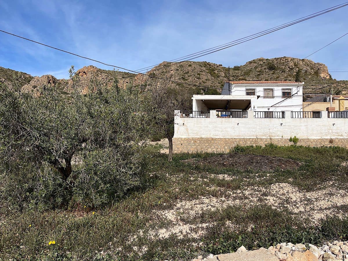 4 slaapkamer Huis te koop in Cariatiz - € 75.000 (Ref: 8960359)