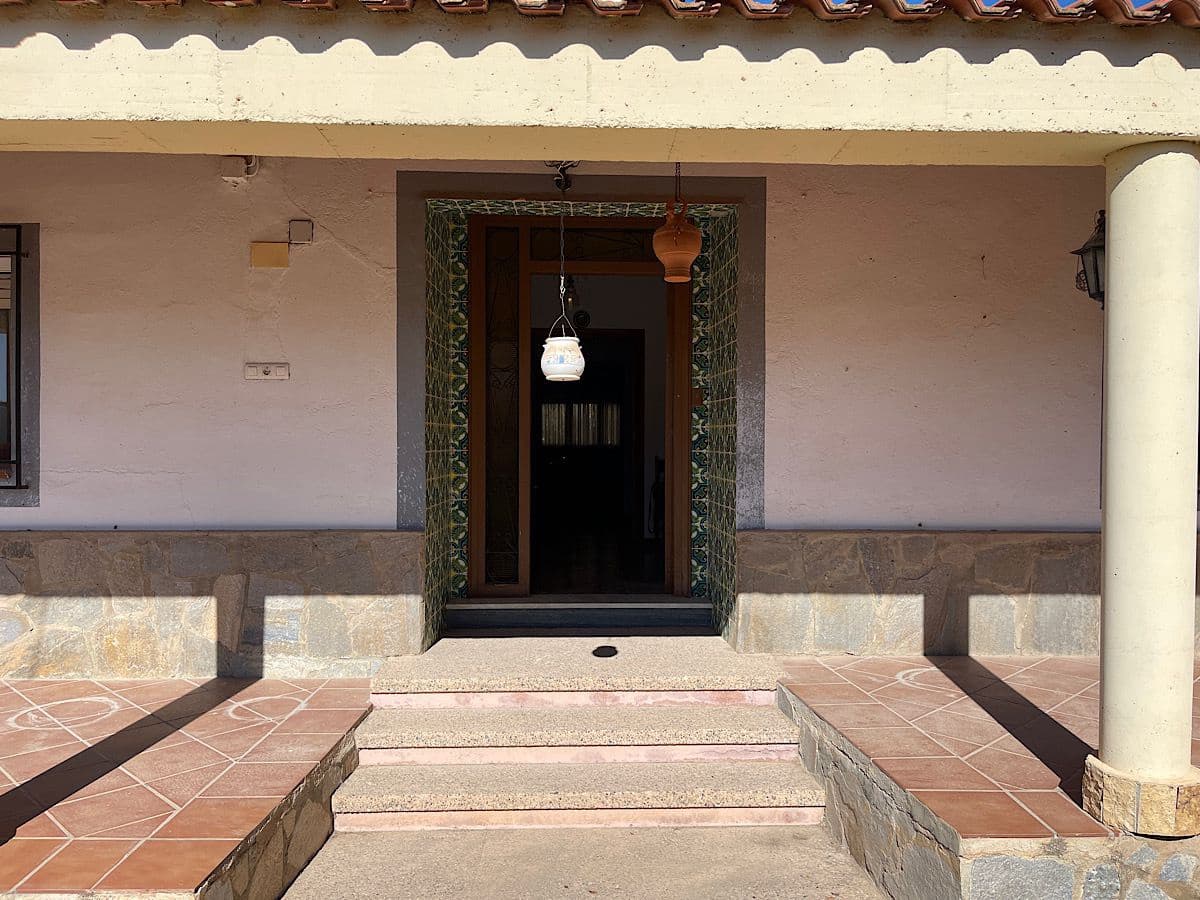 4 soveværelse Byhus til salg i Cariatiz med garage - € 149.950 (Ref: 8960360)