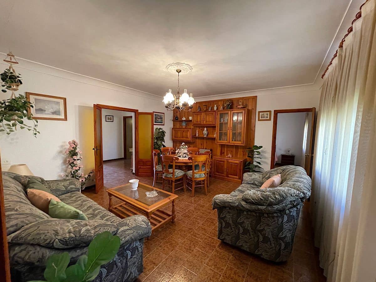 4 soveværelse Byhus til salg i Cariatiz med garage - € 149.950 (Ref: 8960360)