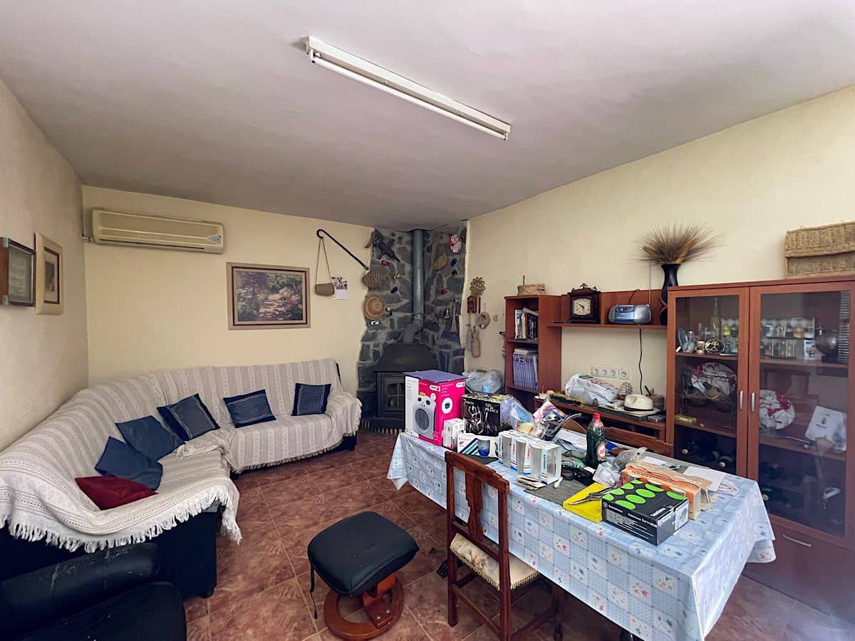 4 soveværelse Byhus til salg i Cariatiz med garage - € 149.950 (Ref: 8960360)