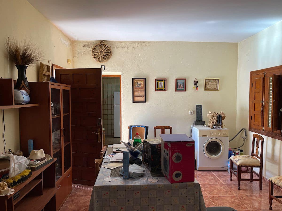 4 soveværelse Byhus til salg i Cariatiz med garage - € 149.950 (Ref: 8960360)