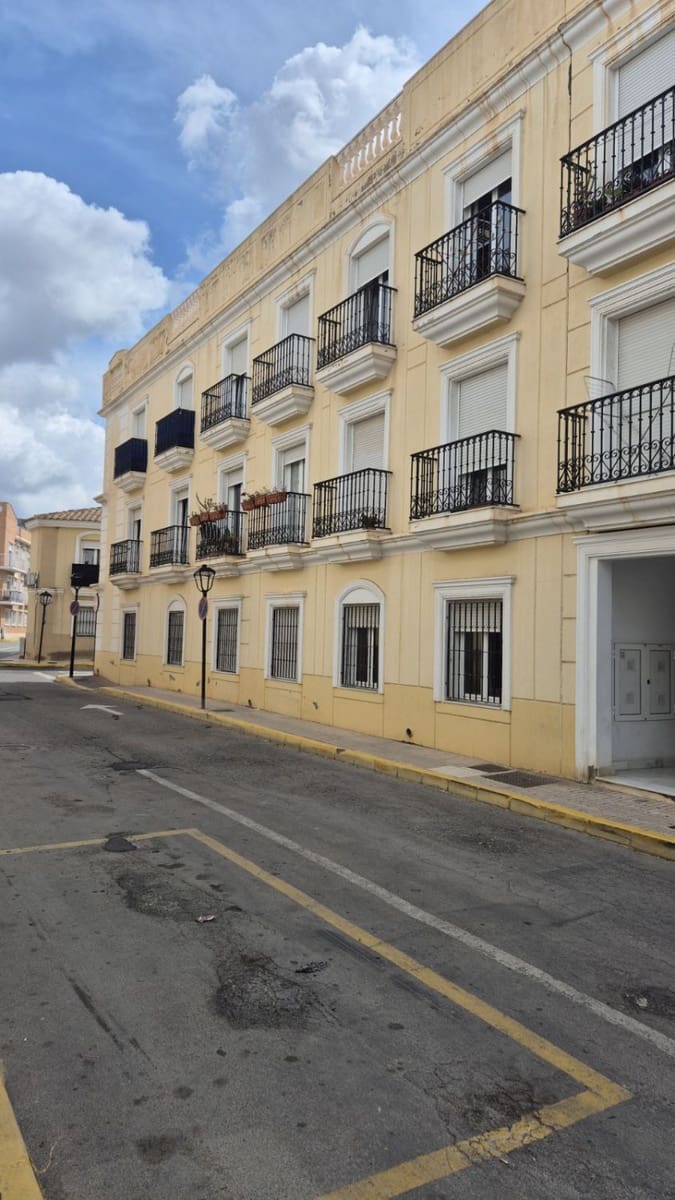 3 soveværelse Lejlighed til salg i Turre med garage - € 115.000 (Ref: 9013004)