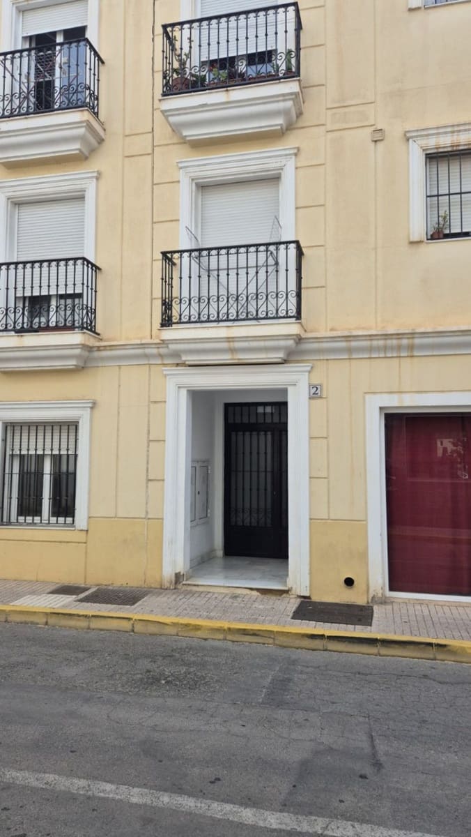 3 soveværelse Lejlighed til salg i Turre med garage - € 115.000 (Ref: 9013004)