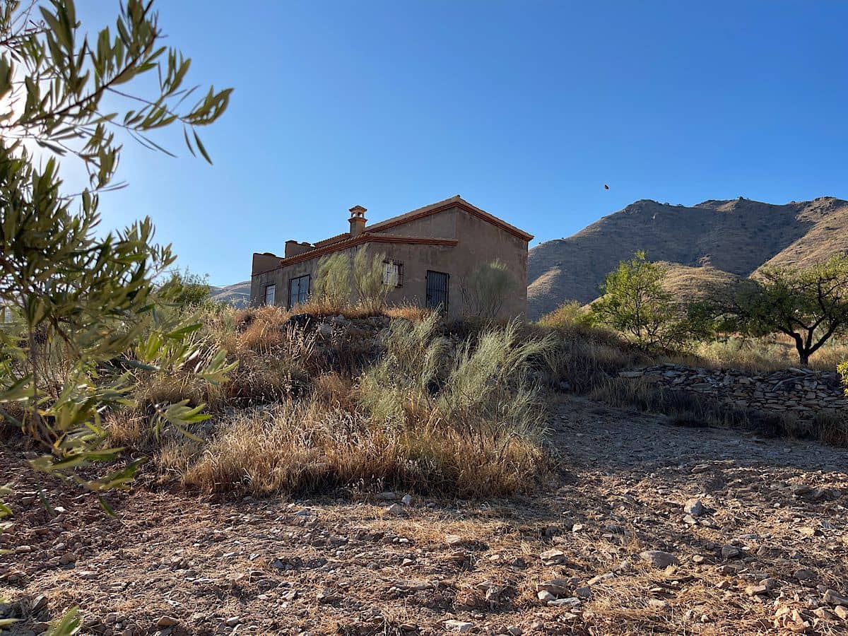 3 soveværelse Finca/Landehus til salg i Benizalon - € 65.000 (Ref: 9167396)