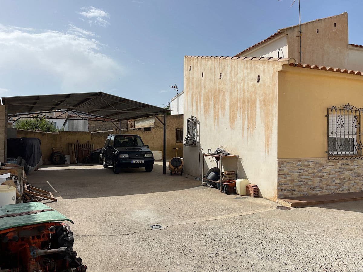 6 soveværelse Byhus til salg i Cariatiz - € 200.000 (Ref: 9176637)