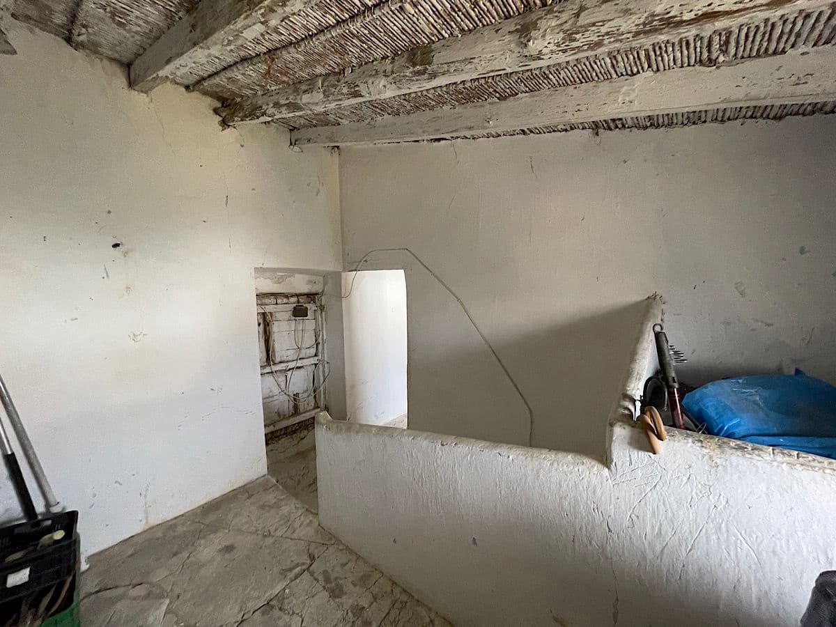 6 soveværelse Byhus til salg i Cariatiz - € 200.000 (Ref: 9176637)