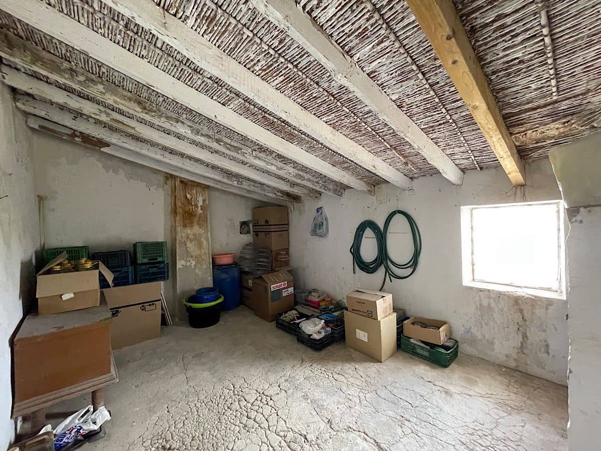 6 soveværelse Byhus til salg i Cariatiz - € 200.000 (Ref: 9176637)